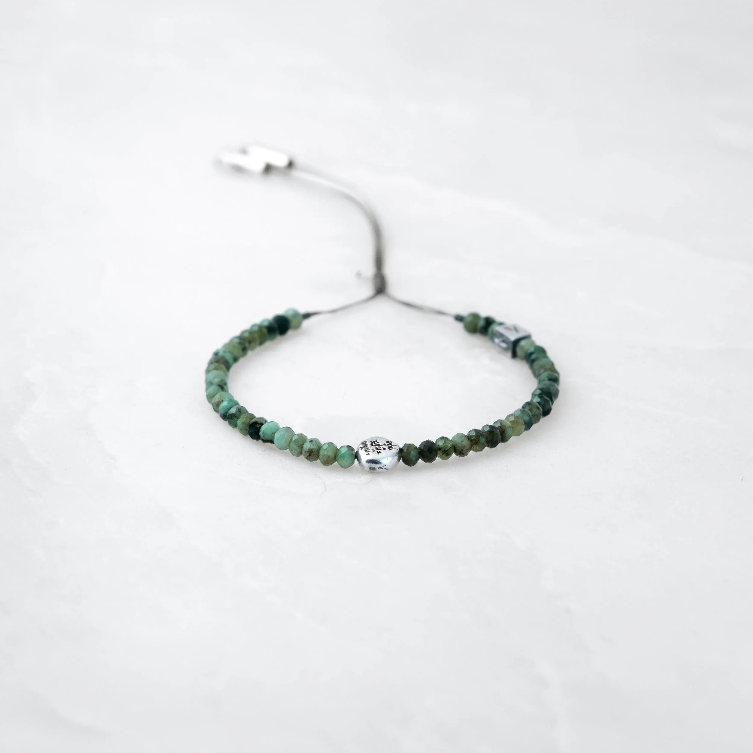 Bracelet MALA PRECIEUX - Emeraude, Mani argenté - Roseparo Bijoux