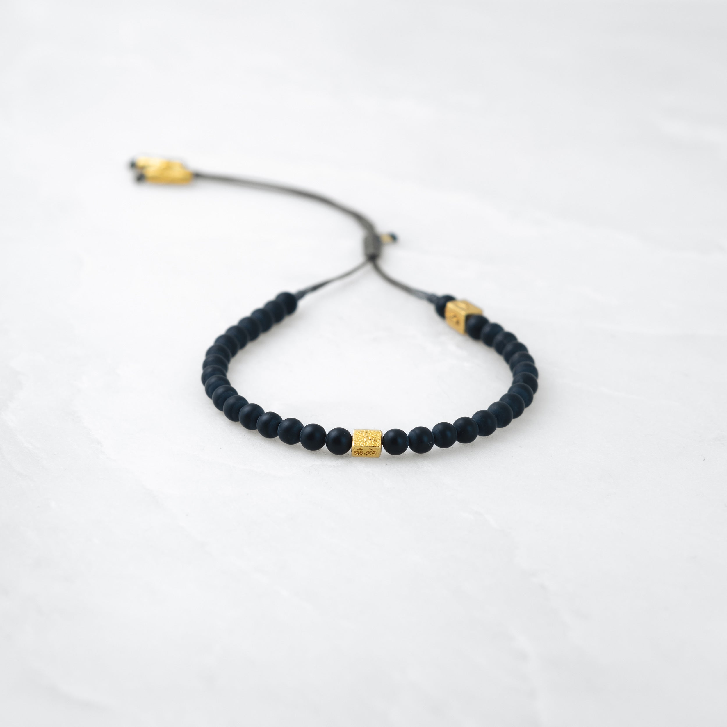 Bracelet MALA - Basalte, Bodhi doré