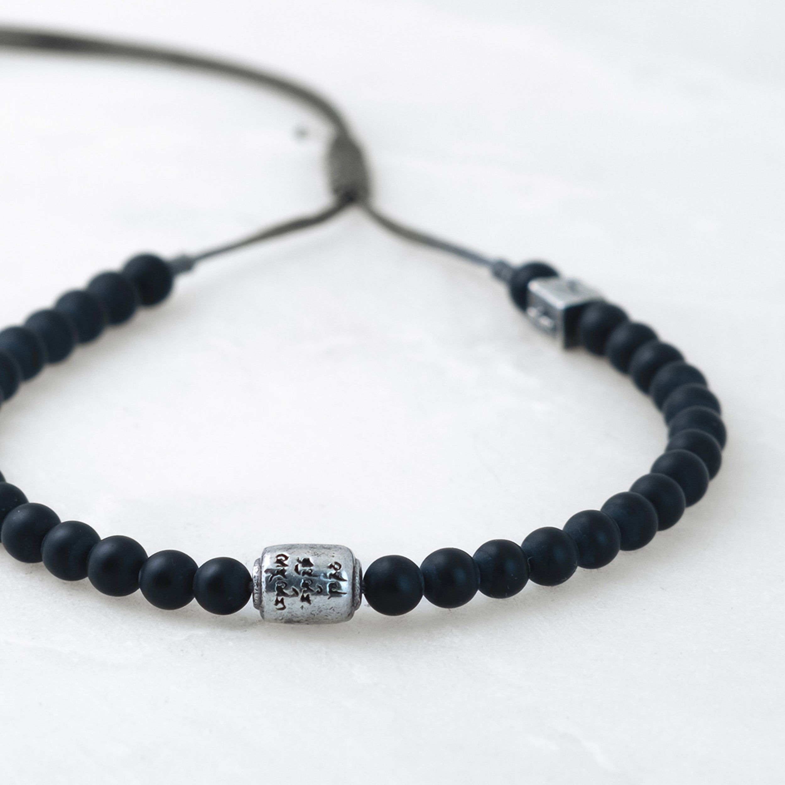 MALA bracelet - Basalt, silver Manikorlo