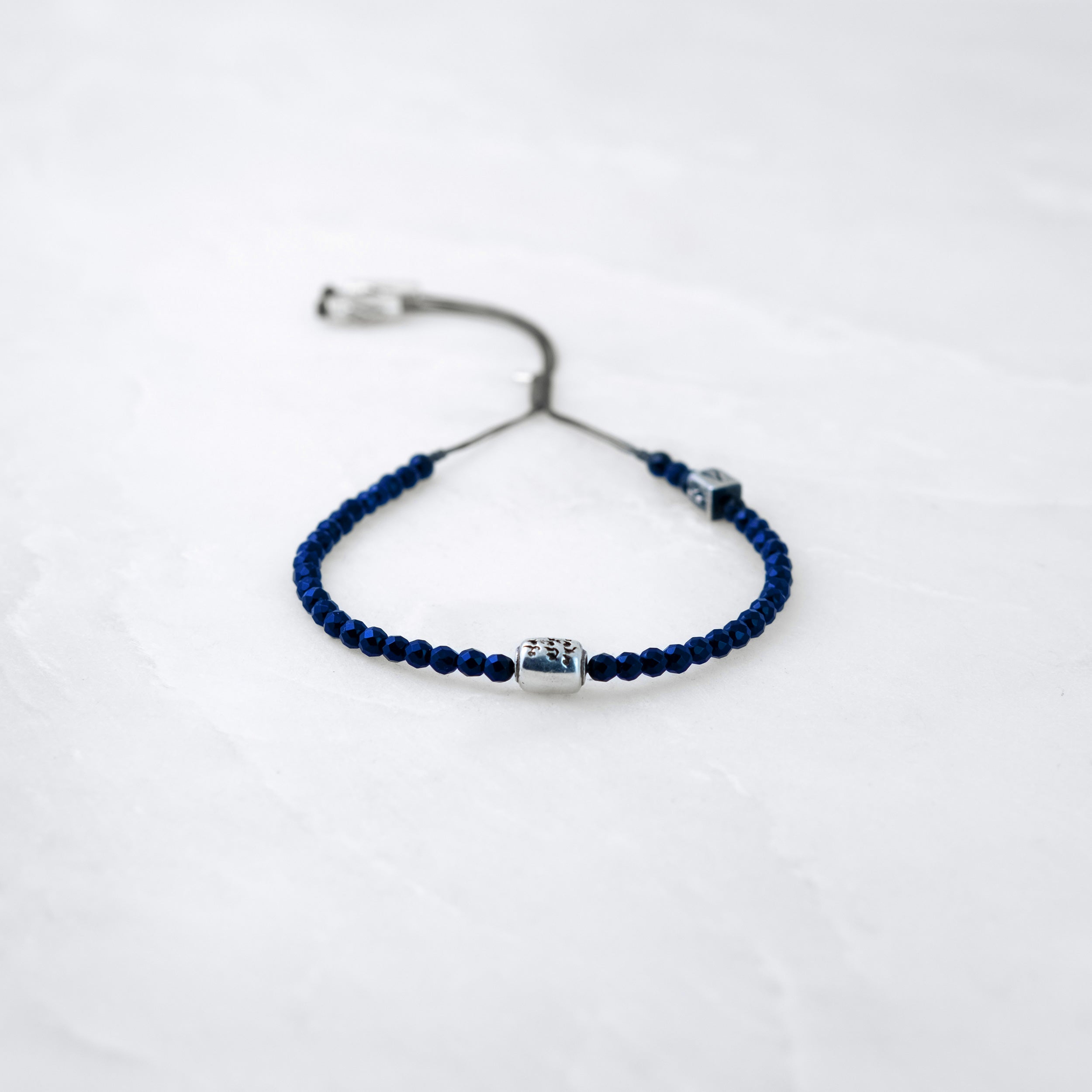 MALA bracelet - Lapis Lazuli, silver Manikorlo