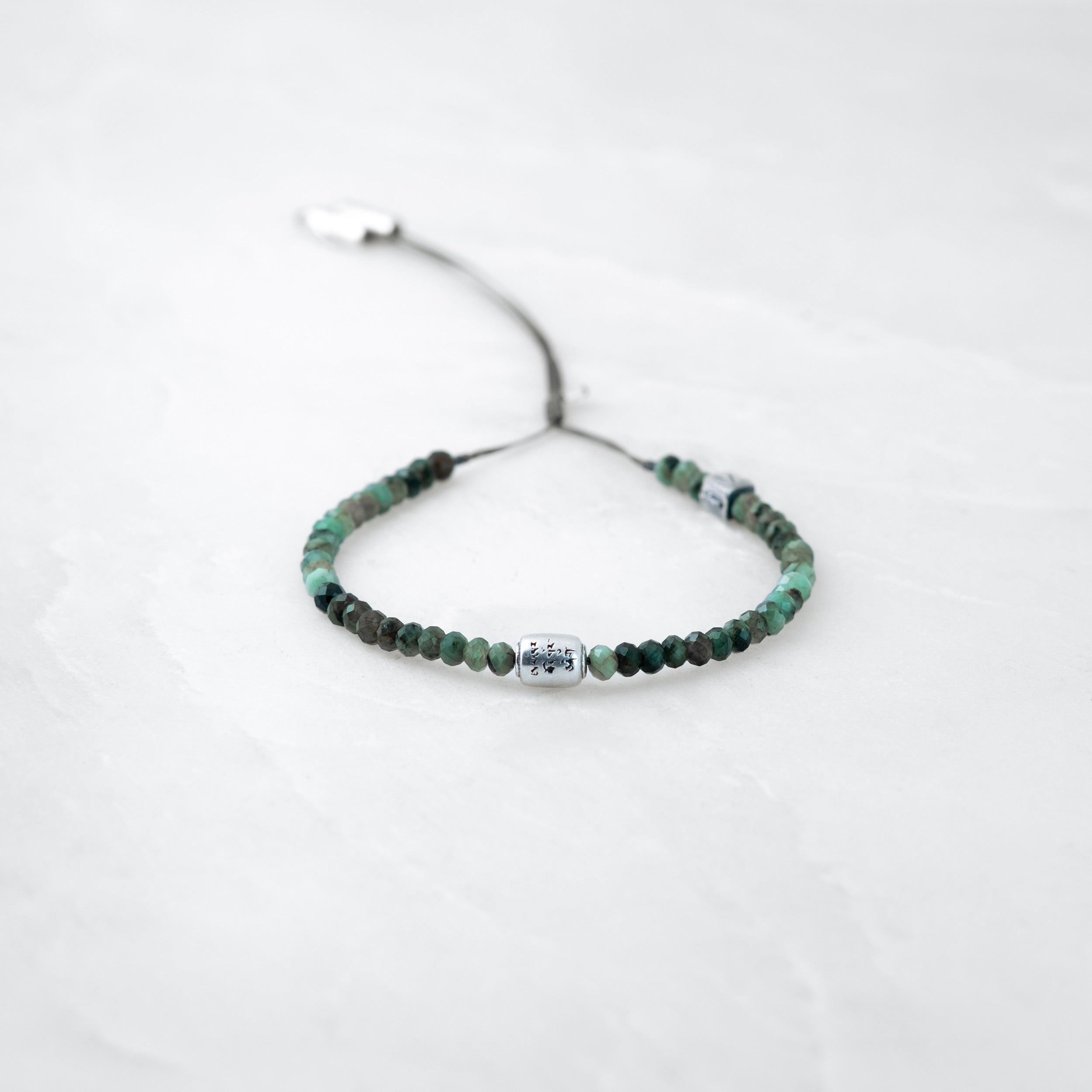 MALA PRECIEUX bracelet - Emerald, silver Manikorlo