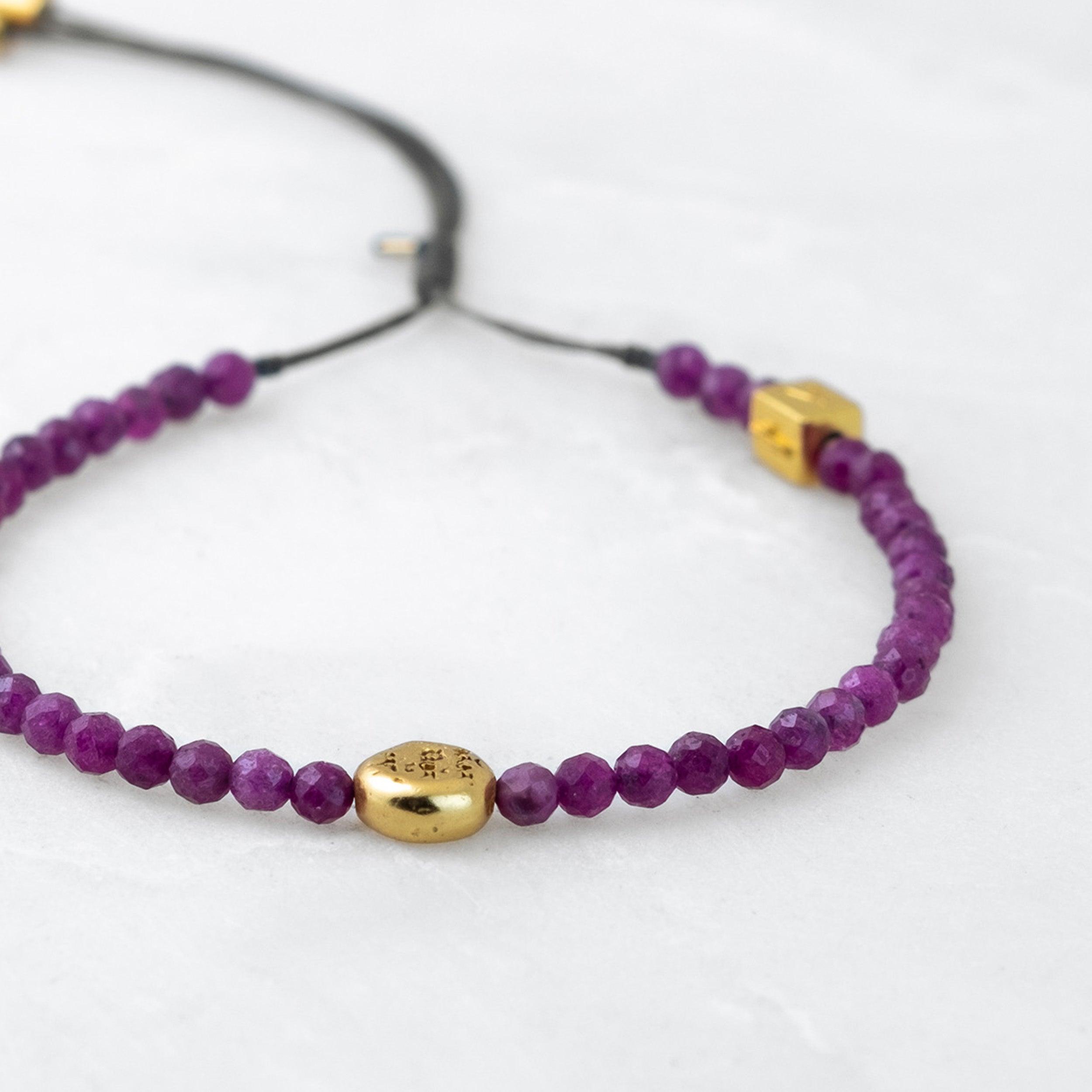 Bracelet MALA PRECIEUX - Rubis, Mani doré - Roseparo Bijoux