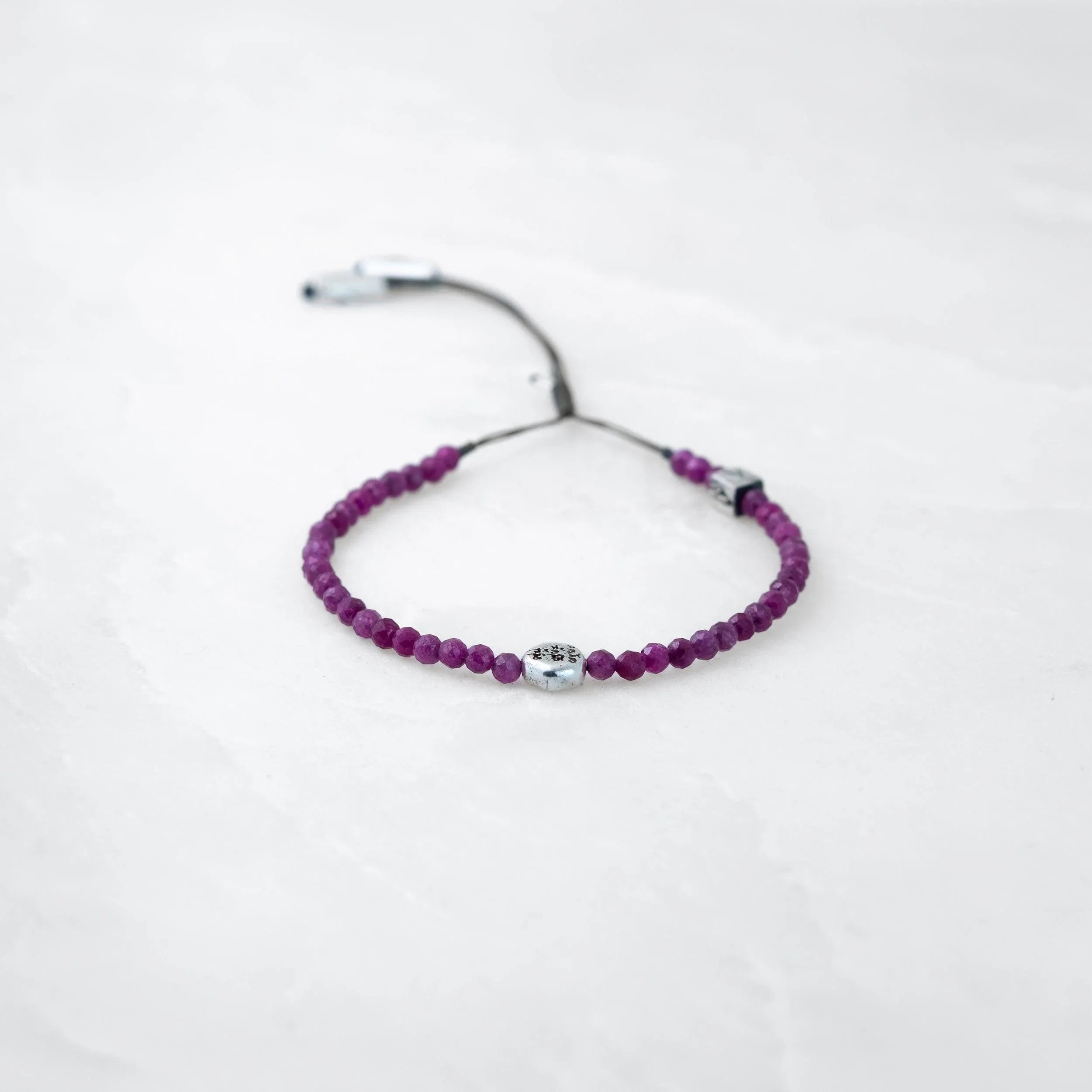 Bracelet MALA PRECIEUX - Rubis, Mani argenté - Roseparo Bijoux