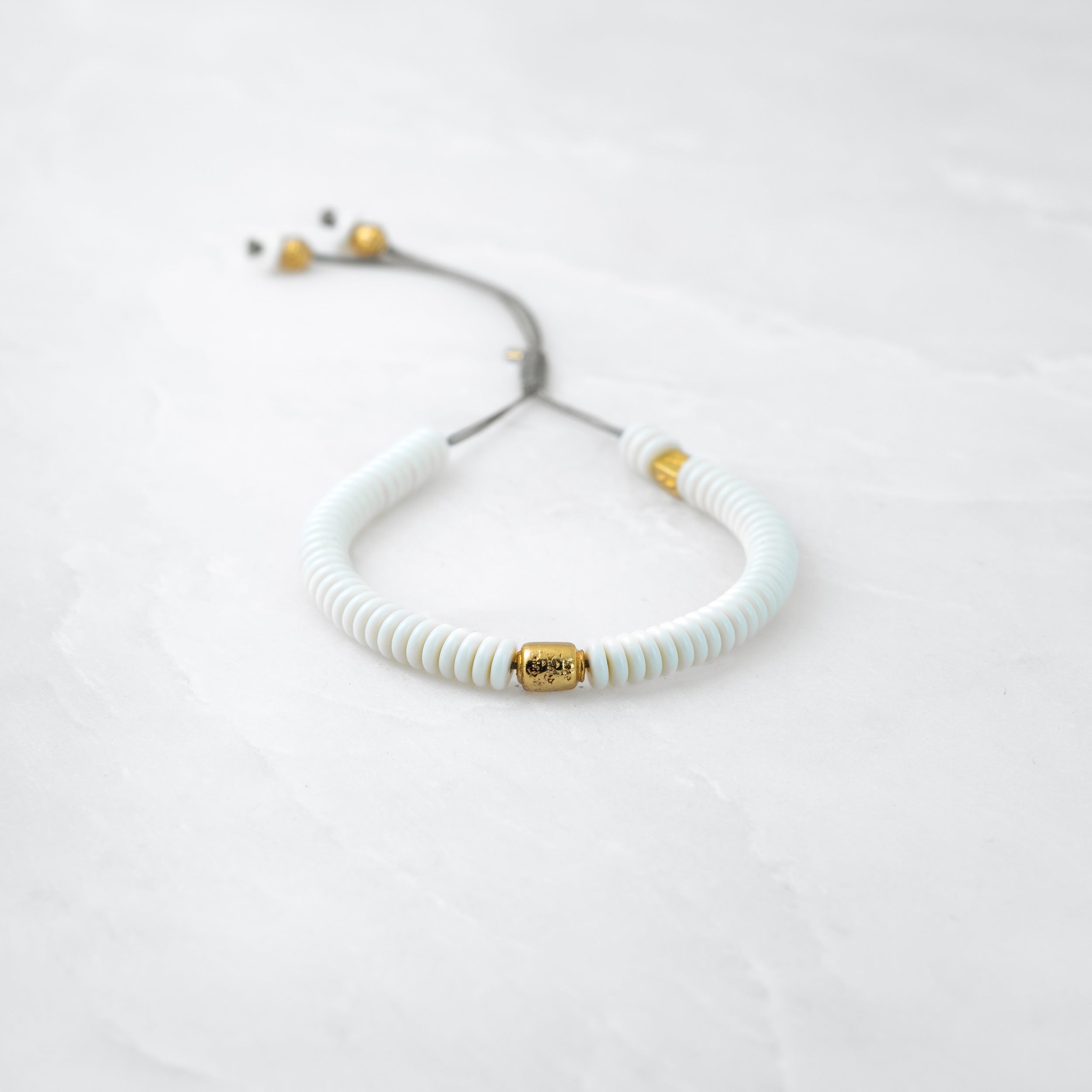 MOSO bracelet - Manikorlo gold