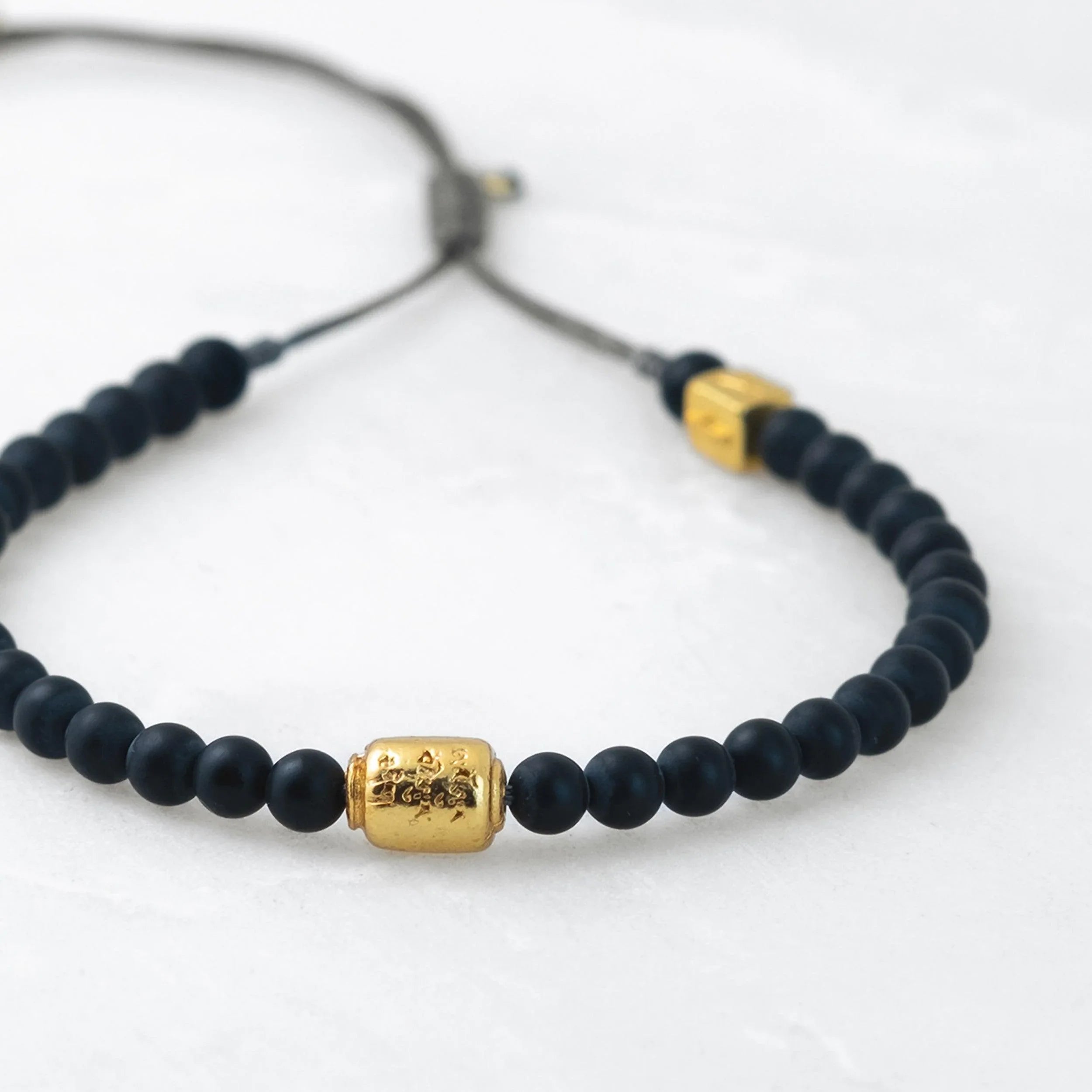Bracelet MALA - Basalte-Doré - Roseparo Bijoux