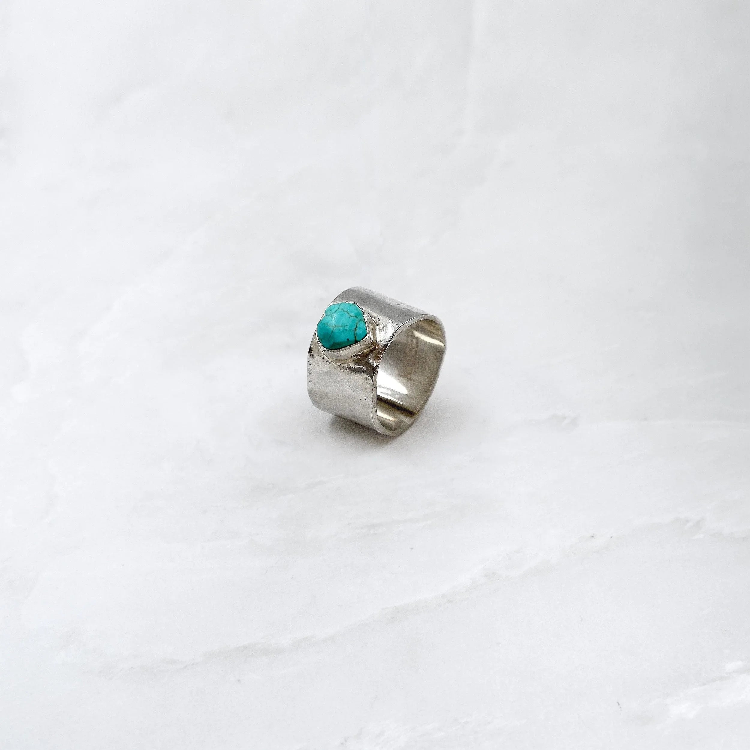 Bague ATELIER - Argent, Coeur de turquoise du Tibet - Roseparo Bijoux