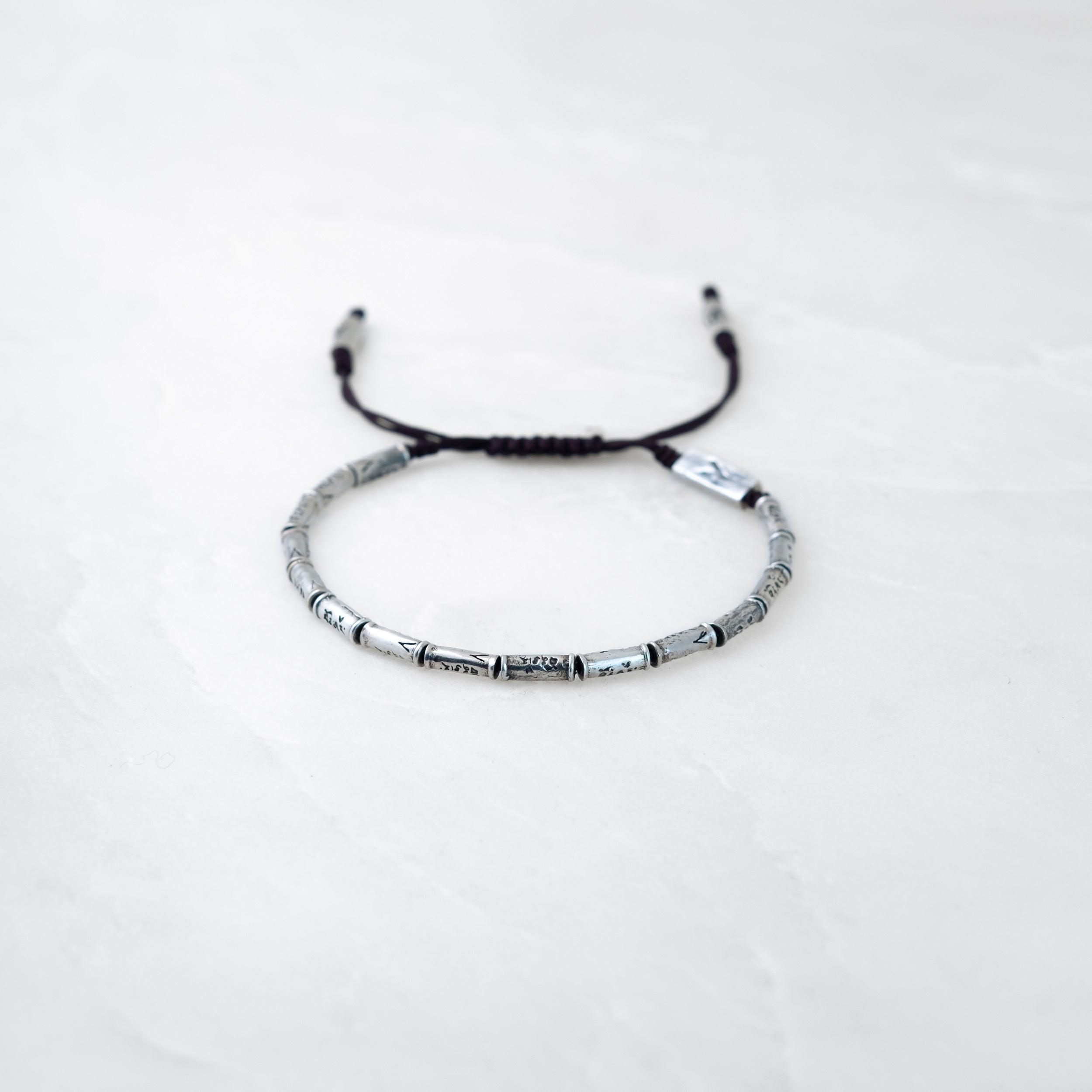Bracelet ESSENTIEL - Jangbu argenté - Roseparo Bijoux