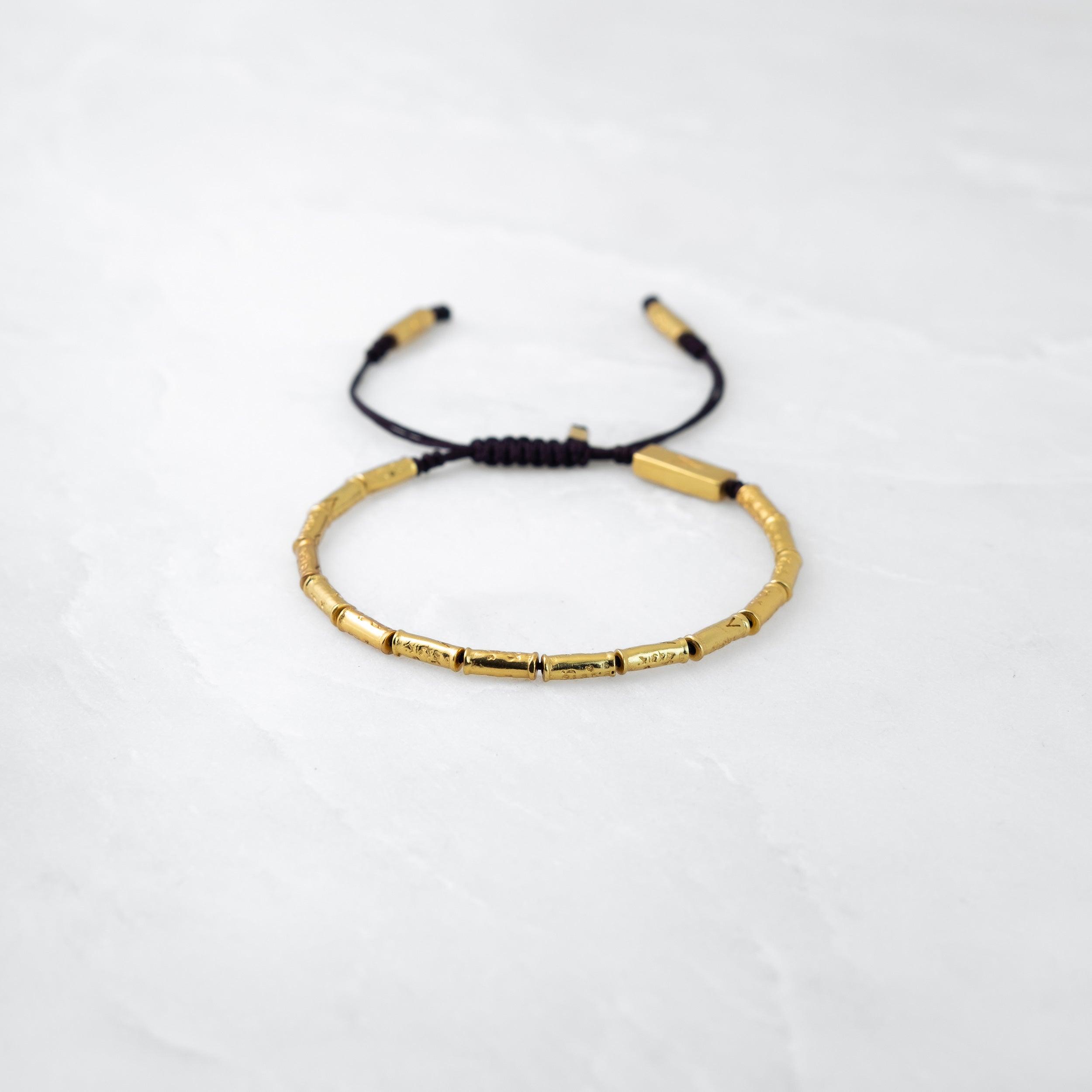 Bracelet ESSENTIEL - Jangbu doré - Roseparo Bijoux