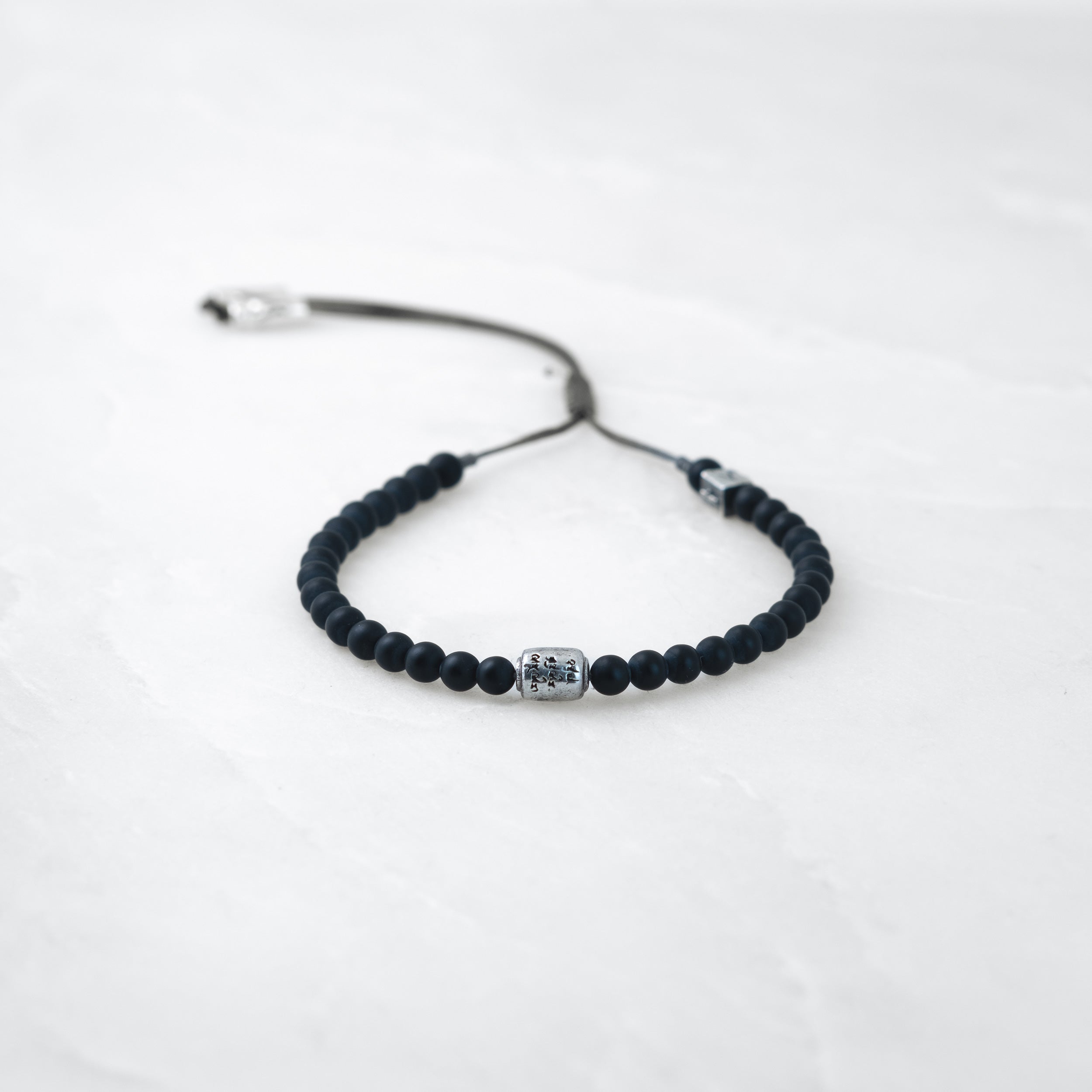 MALA bracelet - Basalt, silver Manikorlo