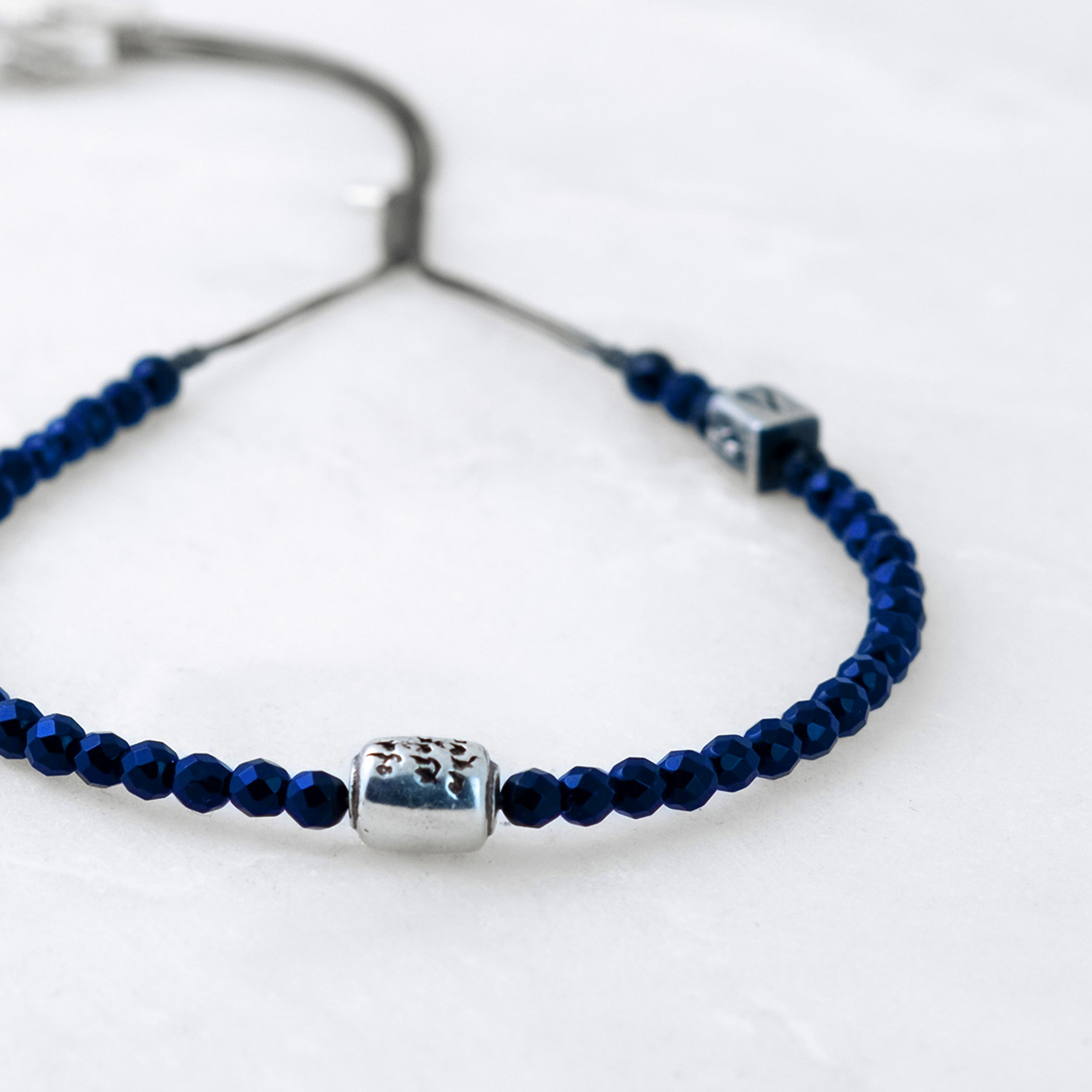 Bracelet MALA - Lapis Lazuli, Manikorlo argenté