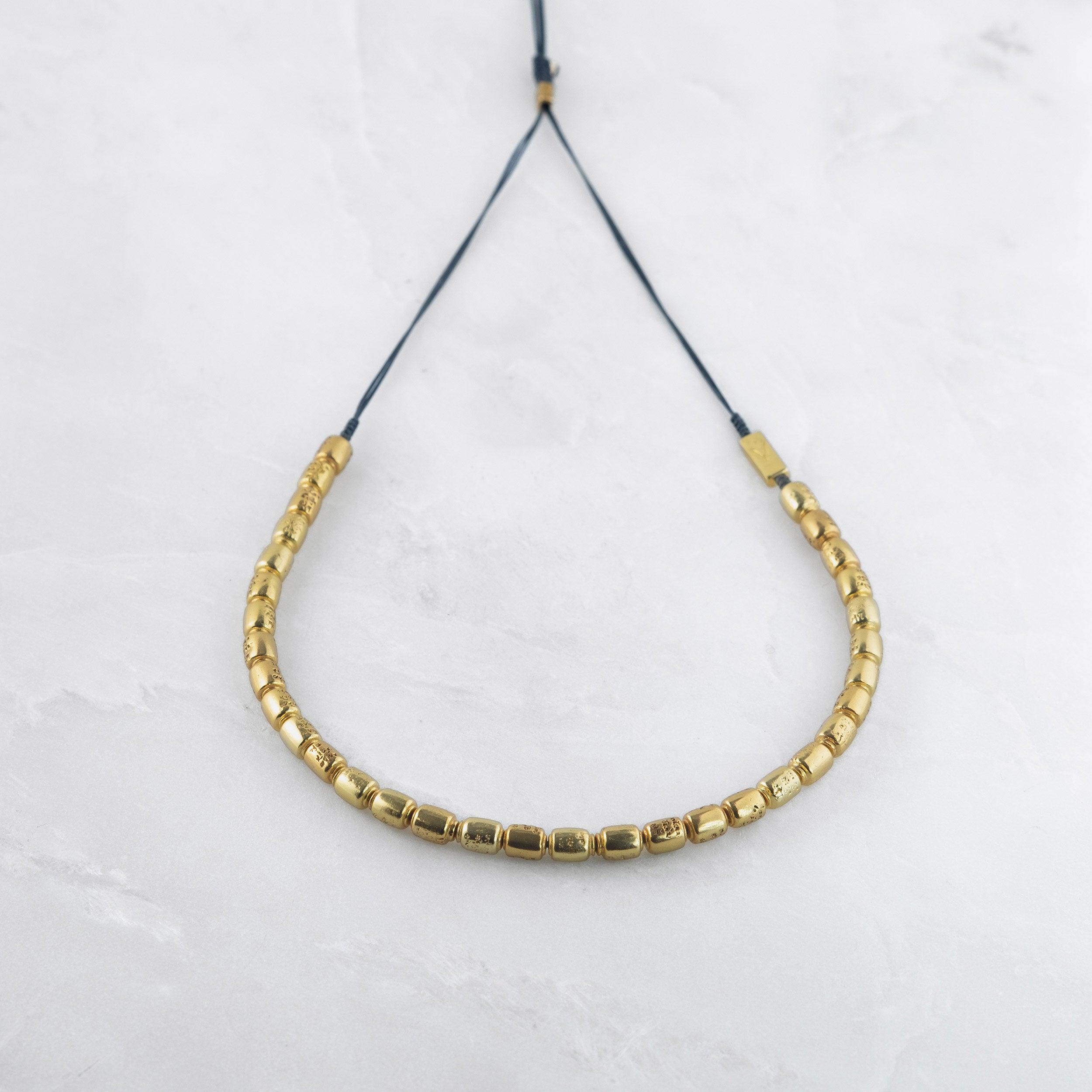 ESSENTIEL necklace - Golden Manikorlo