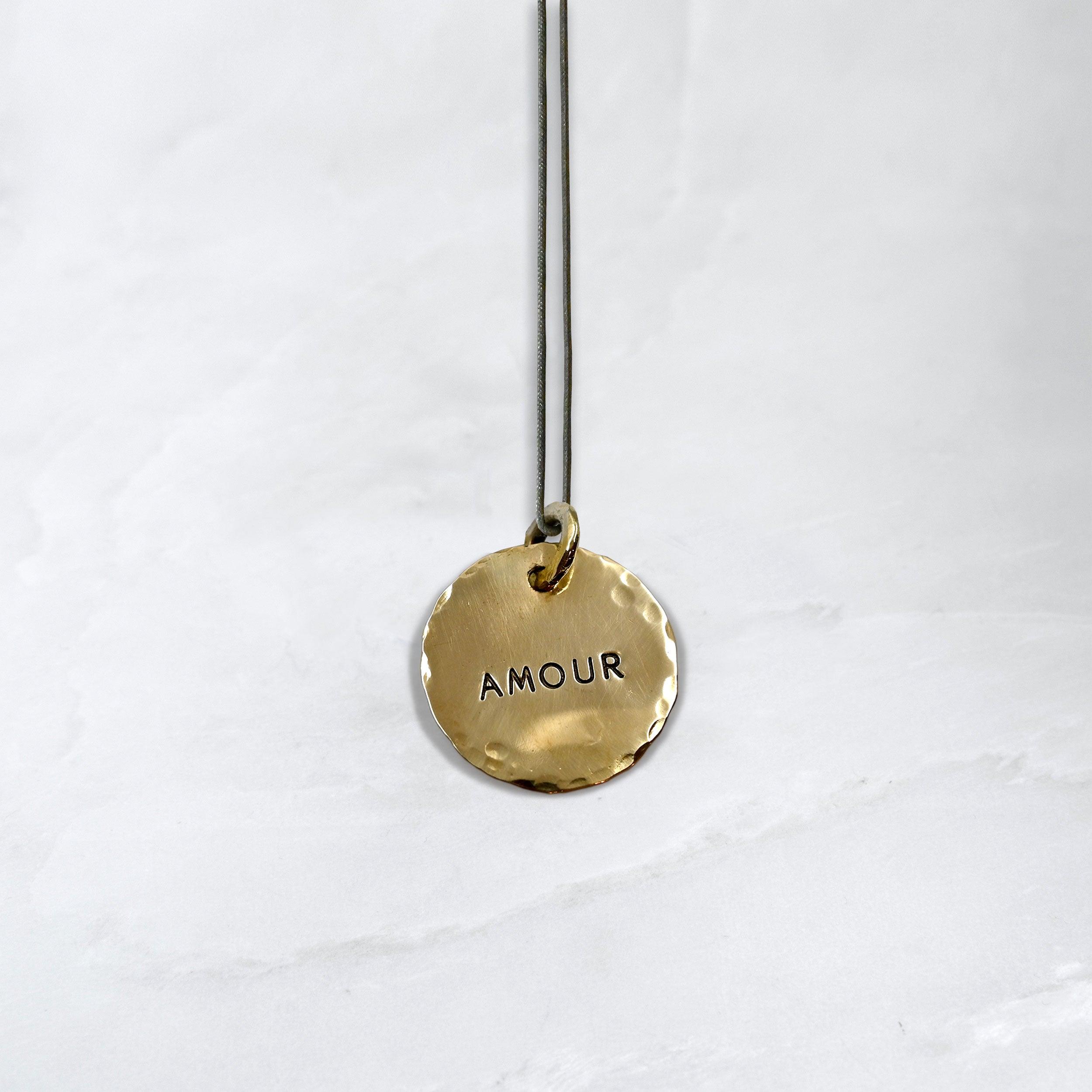 Collier ATELIER - Médaille ronde Amour, doré